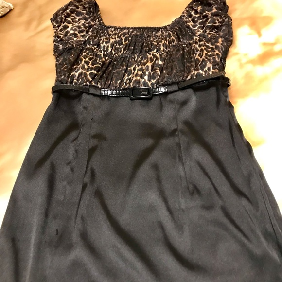 TAHARI Dress. Stunning Dress for Work or a Night Out High Waisted Black Satin - Picture 9 of 12